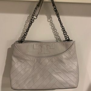 Tory Burch gray tote bag. Slightly used but good condition!